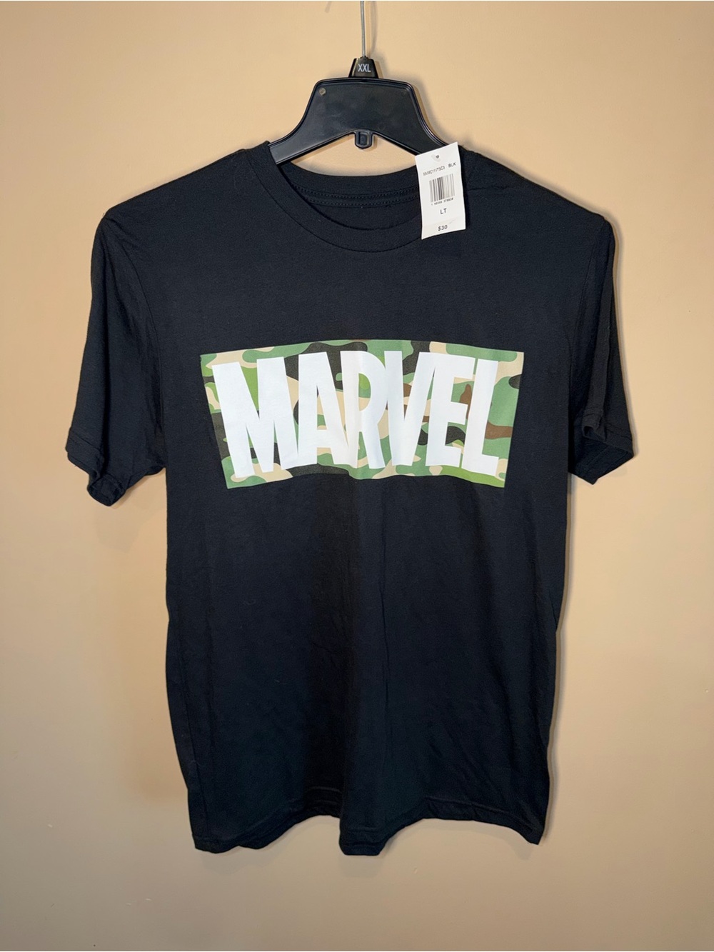 NWT Marvel Men’s Camo Logo Black T-Shirt